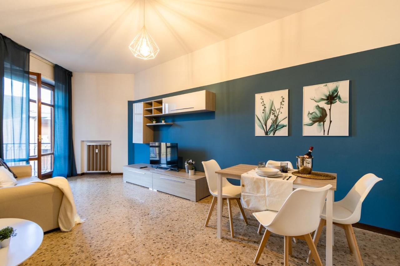 Blue Wave Apartment Arona - Lago Maggiore Dış mekan fotoğraf