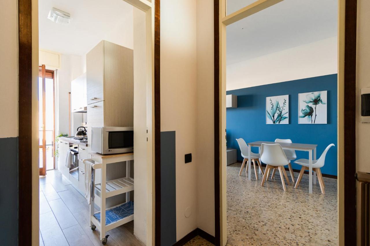 Blue Wave Apartment Arona - Lago Maggiore Dış mekan fotoğraf